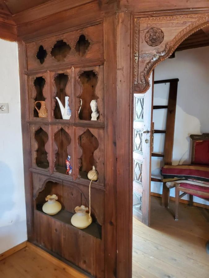 Historic Albanian House Affittacamere